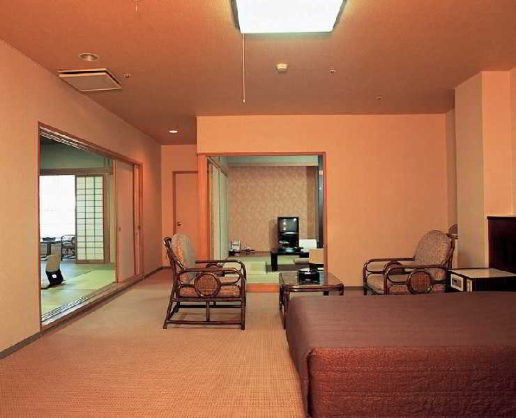楽気ハウス甲斐路 Raki House Kaiji Ξενοδοχείο Fuefuki Εξωτερικό φωτογραφία